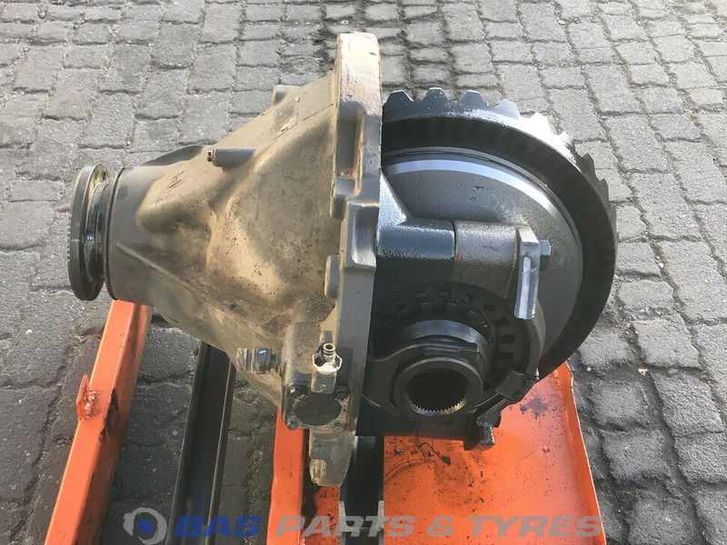 Meritor Differentieel Volvo RSS1360 P13180 - Diferentsiaalvarustus - Veoauto: pilt 1 Meritor Differentieel Volvo RSS1360 P13180 - Diferentsiaalvarustus - Veoauto: pilt 1