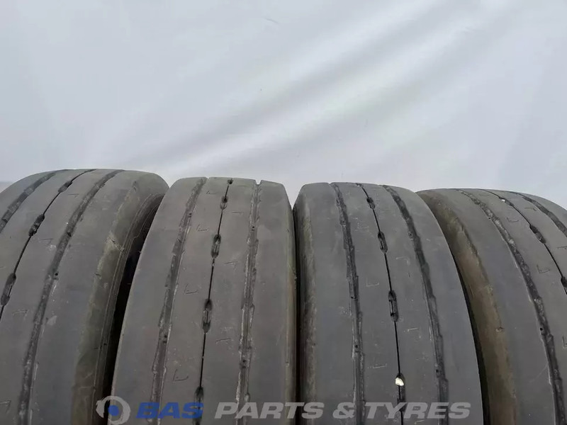 Michelin Michelin 205/65R17.5 X Multi T2 132/130 J M+S 3PMSF gebruikte set - Rehv - Veoauto: pilt 2 Michelin Michelin 205/65R17.5 X Multi T2 132/130 J M+S 3PMSF gebruikte set - Rehv - Veoauto: pilt 2