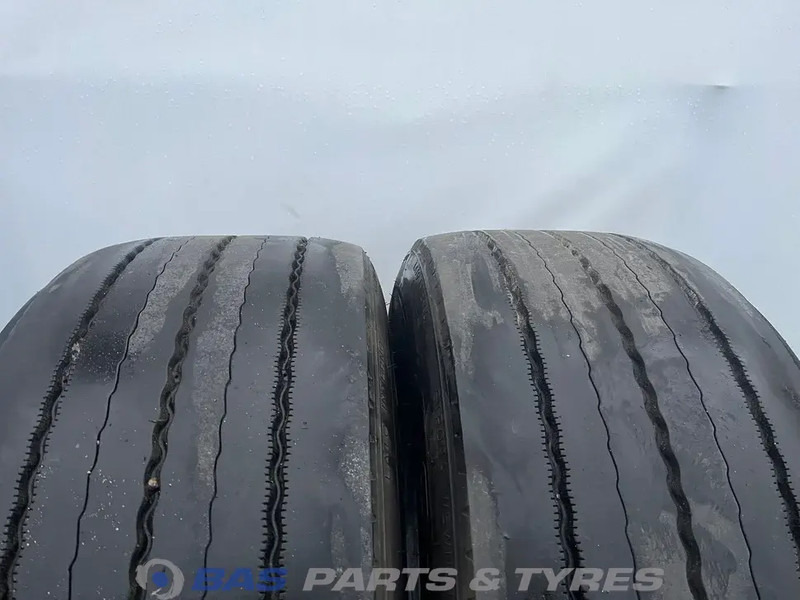 Michelin Michelin 385/55R22.5 X Multi F 160 K M+S 3PMSF gebruikte set - Rehv - Veoauto: pilt 2 Michelin Michelin 385/55R22.5 X Multi F 160 K M+S 3PMSF gebruikte set - Rehv - Veoauto: pilt 2