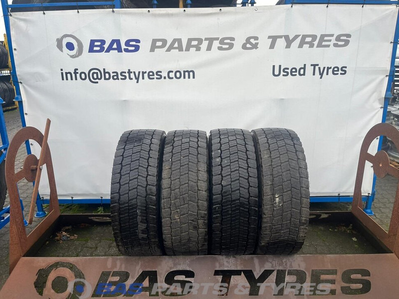 Michelin Remix Michelin Remix 295/60R22.5 X Multi D 150/147 M+S 3PMSF gebruikte set - Rehv - Veoauto: pilt 1 Michelin Remix Michelin Remix 295/60R22.5 X Multi D 150/147 M+S 3PMSF gebruikte set - Rehv - Veoauto: pilt 1