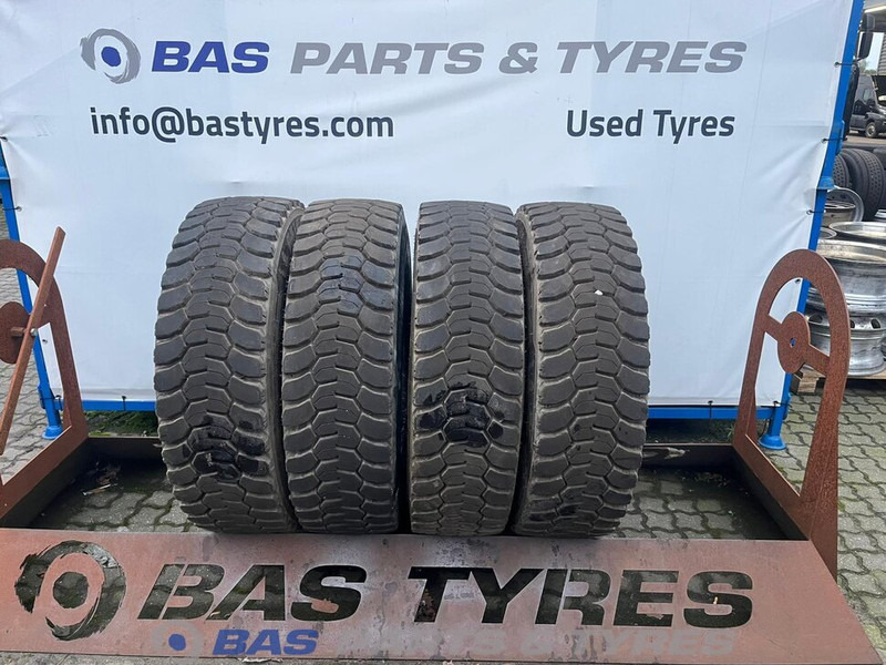 Michelin Remix Michelin Remix 315/80R22.5 X Works D 156/150 K M+S 3PMSF gebruikte set - Rehv - Veoauto: pilt 1 Michelin Remix Michelin Remix 315/80R22.5 X Works D 156/150 K M+S 3PMSF gebruikte set - Rehv - Veoauto: pilt 1