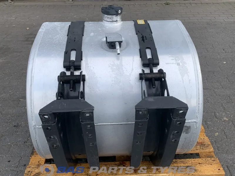 Renault Brandstoftank Renault 330 Liter G0803 - Kütusepaak - Veoauto: pilt 3 Renault Brandstoftank Renault 330 Liter G0803 - Kütusepaak - Veoauto: pilt 3