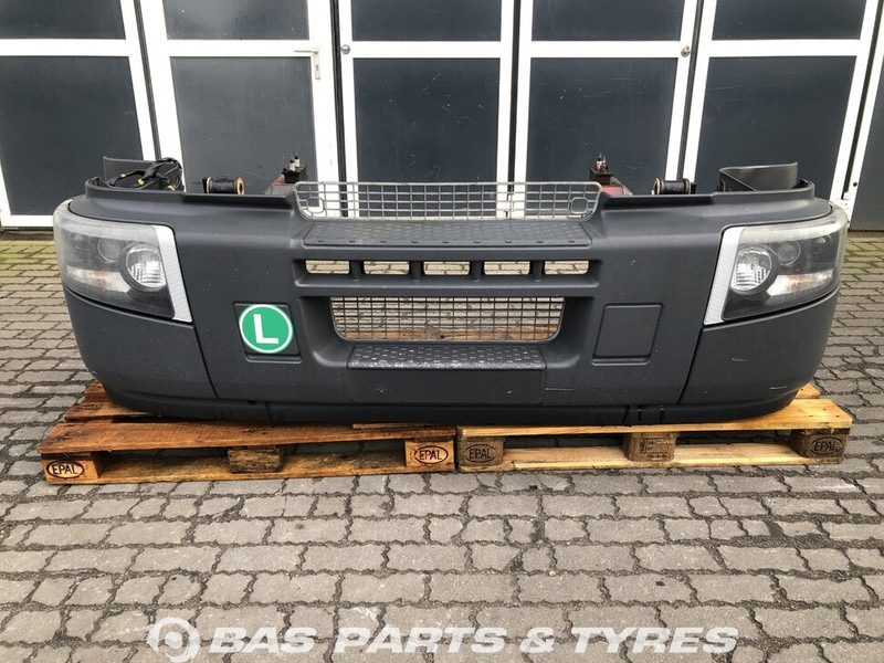 Renault D-Serie - Kaitseraud - Veoauto: pilt 1 Renault D-Serie - Kaitseraud - Veoauto: pilt 1