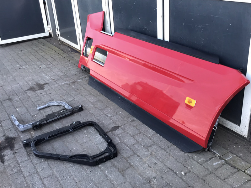 Renault T-Serie Evolution Sideskirt Set Renault 7424134838 - Pealisehitus ja välispind - Veoauto: pilt 2 Renault T-Serie Evolution Sideskirt Set Renault 7424134838 - Pealisehitus ja välispind - Veoauto: pilt 2