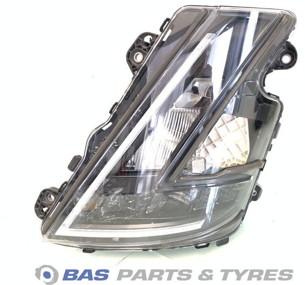 Volvo FH16 (FH5) Koplamp Links 22656781 - Esituled - Veoauto: pilt 1 Volvo FH16 (FH5) Koplamp Links 22656781 - Esituled - Veoauto: pilt 1