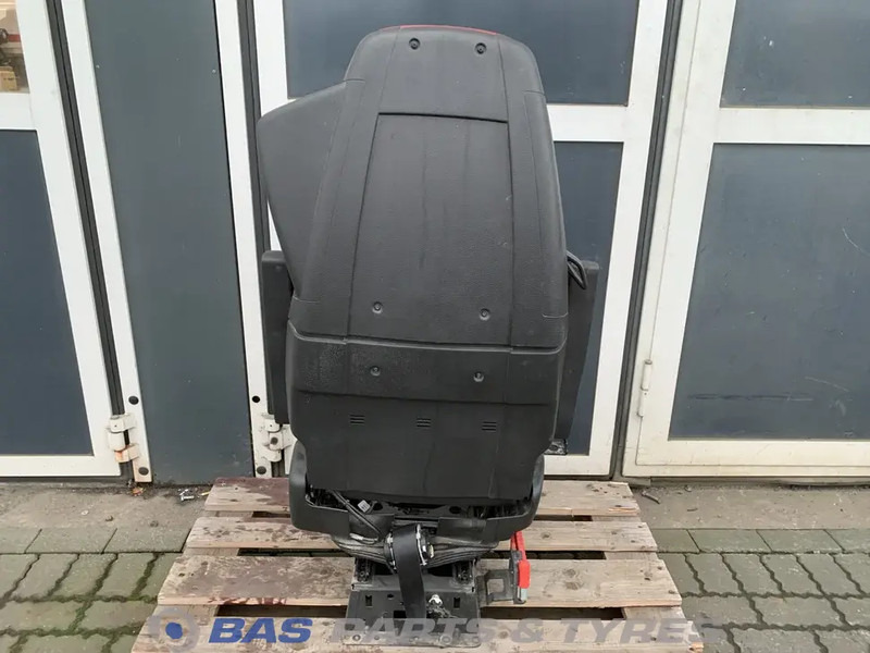 Volvo FH4 Bestuurdersstoel Volvo 21209356 - Iste - Veoauto: pilt 3 Volvo FH4 Bestuurdersstoel Volvo 21209356 - Iste - Veoauto: pilt 3