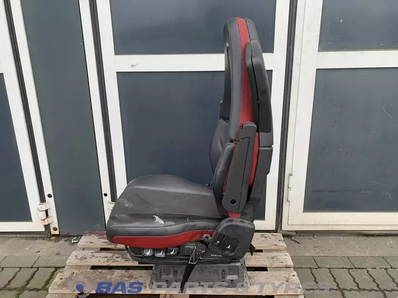 Volvo FH4 Bestuurdersstoel Volvo 21209356 - Iste - Veoauto: pilt 2 Volvo FH4 Bestuurdersstoel Volvo 21209356 - Iste - Veoauto: pilt 2