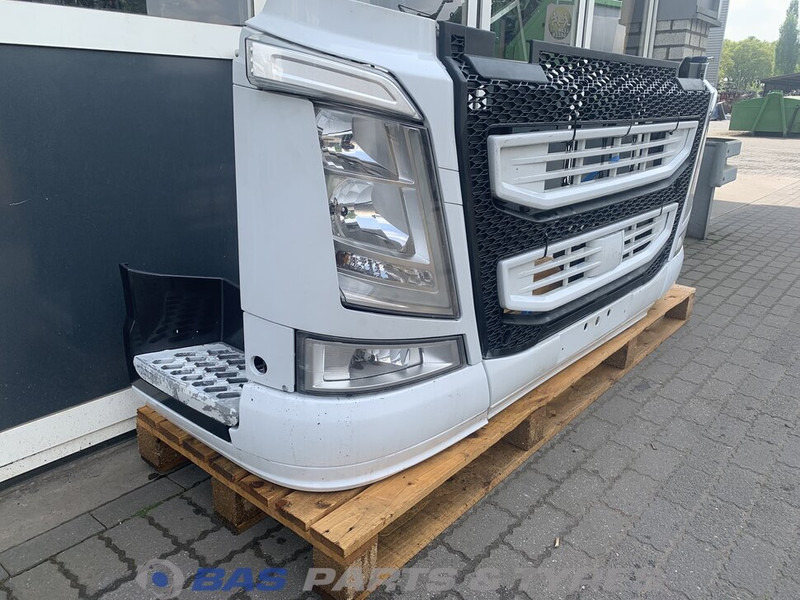 Volvo FH4 - Kaitseraud - Veoauto: pilt 3 Volvo FH4 - Kaitseraud - Veoauto: pilt 3