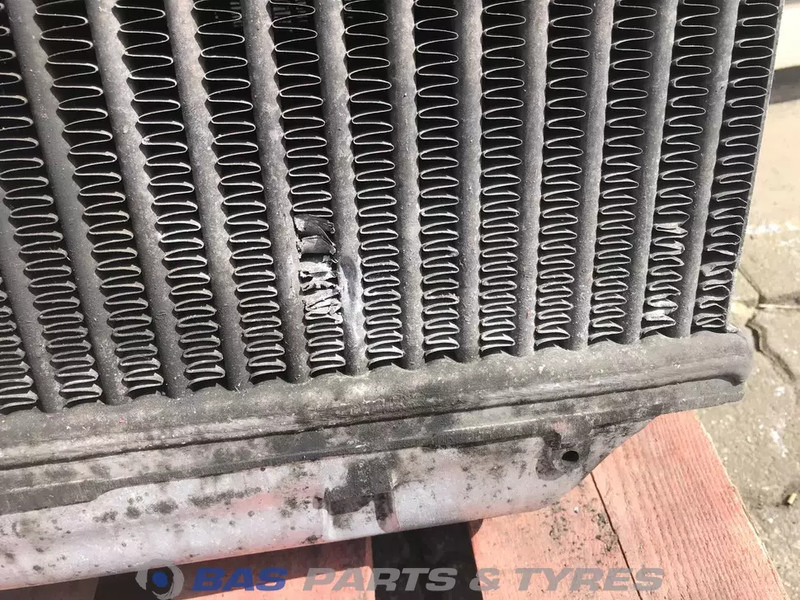 Volvo FH4 - Radiaator - Veoauto: pilt 3 Volvo FH4 - Radiaator - Veoauto: pilt 3