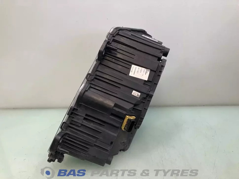 Volvo FH4B Koplamp Rechts 23752671 - Esituled - Veoauto: pilt 4 Volvo FH4B Koplamp Rechts 23752671 - Esituled - Veoauto: pilt 4