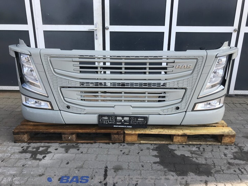 Volvo FM4 - Kaitseraud - Veoauto: pilt 1 Volvo FM4 - Kaitseraud - Veoauto: pilt 1