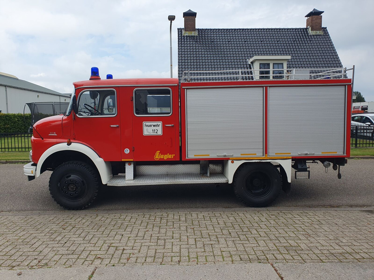 Mercedes-Benz Mercedes LAF 1113 B 4WD | 6-cilinder Turbo (Overland Camper) brandweerwagen - Tuletõrjeauto: pilt 4 Mercedes-Benz Mercedes LAF 1113 B 4WD | 6-cilinder Turbo (Overland Camper) brandweerwagen - Tuletõrjeauto: pilt 4