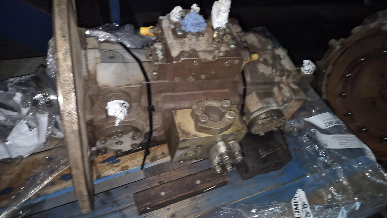 BOMBA LIEBHERR LPVD107 - Hüdrauliline pump - Ehitusmasinad: pilt 2 BOMBA LIEBHERR LPVD107 - Hüdrauliline pump - Ehitusmasinad: pilt 2