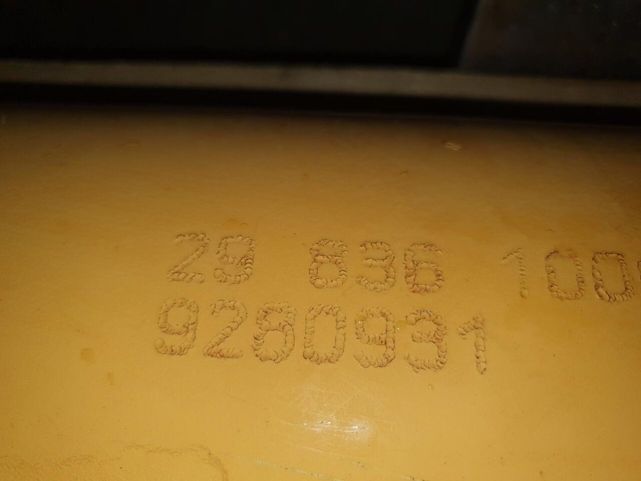 BOTELLA DE BALANCIN LIEBHER R904C - Hüdrauliline silinder - Lintekskavaator: pilt 1 BOTELLA DE BALANCIN LIEBHER R904C - Hüdrauliline silinder - Lintekskavaator: pilt 1
