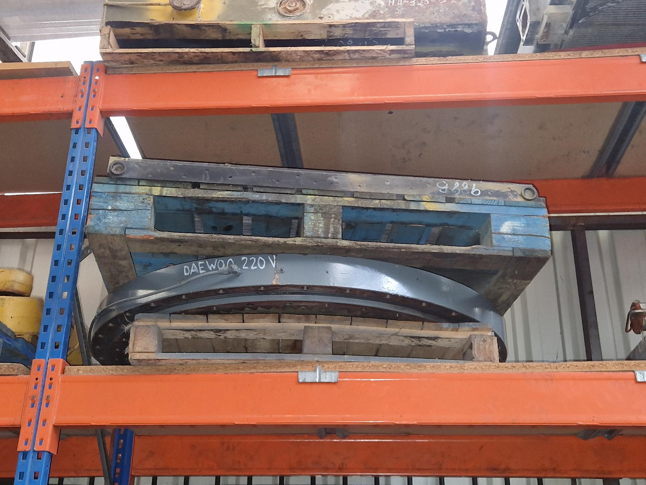 DAEWOO 220V - Pöördrõngas - Ehitusmasinad: pilt 1 DAEWOO 220V - Pöördrõngas - Ehitusmasinad: pilt 1