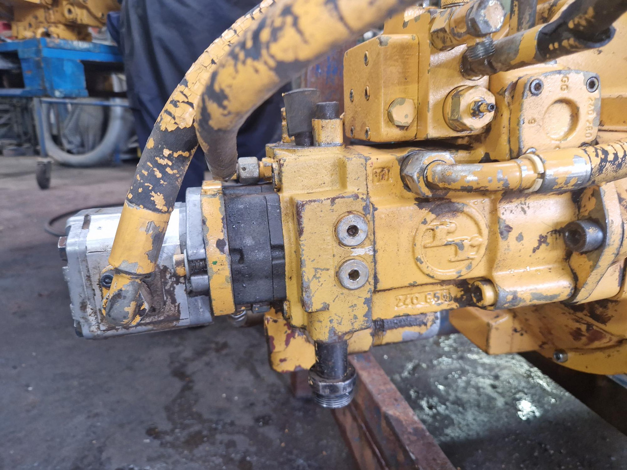 LIEBHERR A4VS6M51 9446727  - Hüdrauliline pump - Ehitusmasinad: pilt 1 LIEBHERR A4VS6M51 9446727  - Hüdrauliline pump - Ehitusmasinad: pilt 1