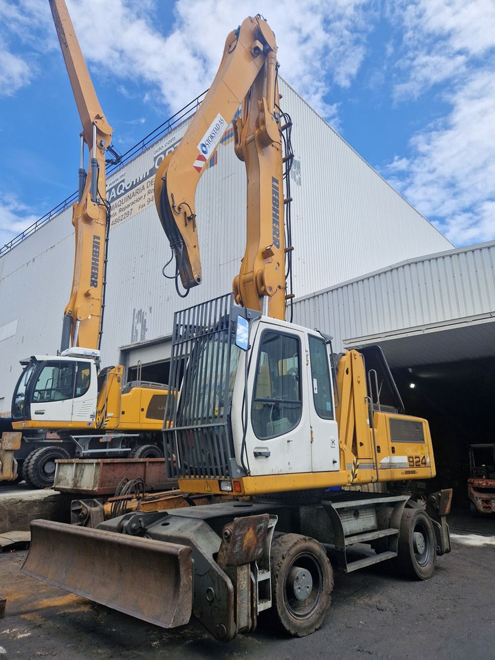 LIEBHERR A924C - Jäätme-/ Tööstuslik käitleja: pilt 4 LIEBHERR A924C - Jäätme-/ Tööstuslik käitleja: pilt 4