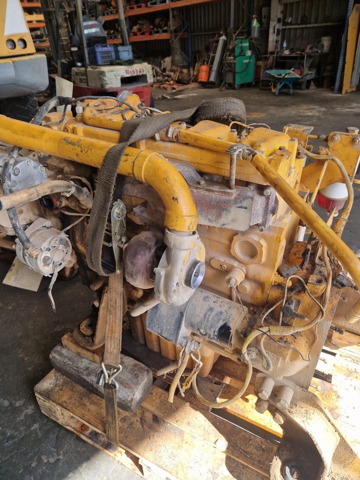 LIEBHERR D924Tie A2 - Mootor - Ehitusmasinad: pilt 3 LIEBHERR D924Tie A2 - Mootor - Ehitusmasinad: pilt 3