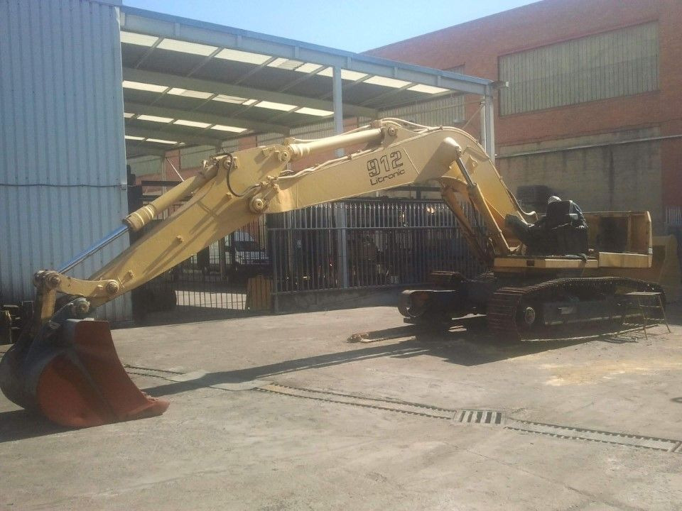 LIEBHERR R912LI - Lintekskavaator: pilt 1 LIEBHERR R912LI - Lintekskavaator: pilt 1
