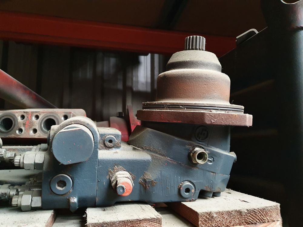 MOTOR DE TRASLACION PARA O&K RH16 - Hüdrauliline mootor - Ekskavaator: pilt 2 MOTOR DE TRASLACION PARA O&K RH16 - Hüdrauliline mootor - Ekskavaator: pilt 2