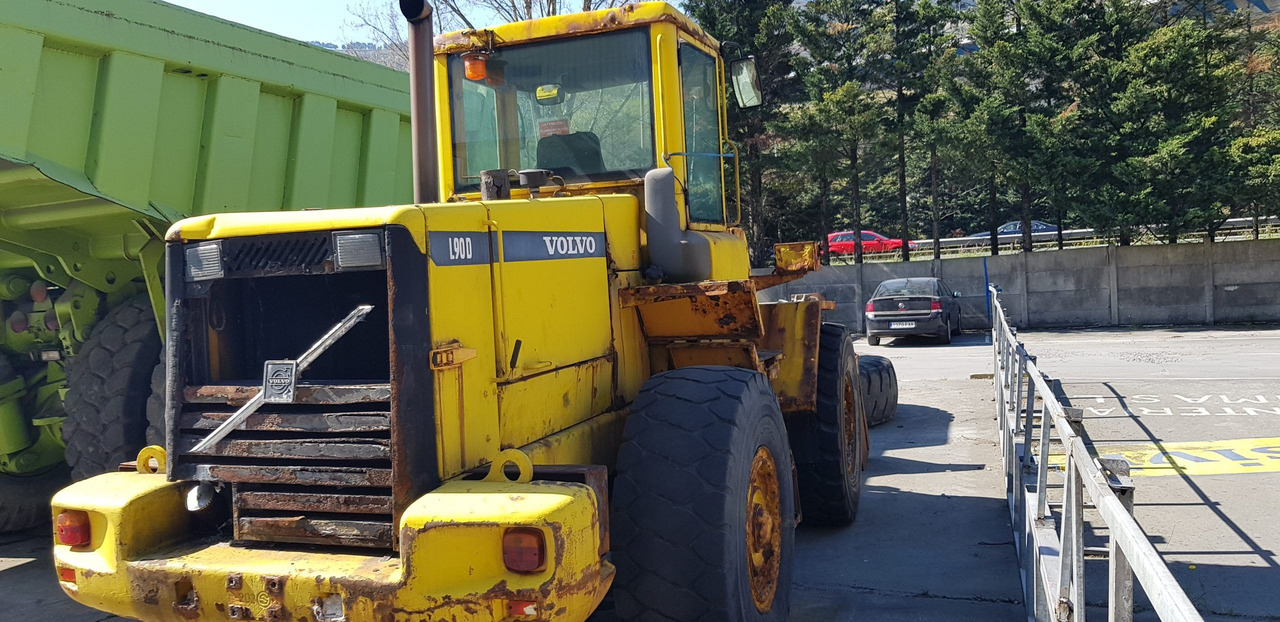 VOLVO L90D S/N 33264 - Rataslaadur: pilt 1 VOLVO L90D S/N 33264 - Rataslaadur: pilt 1