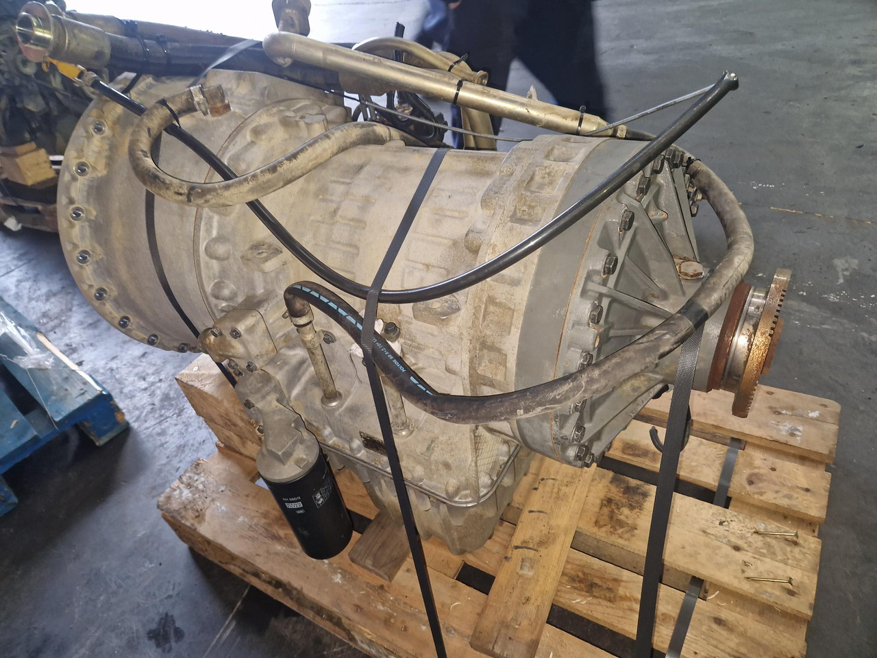 VOLVO PT1560 (VOLVO A25D) - Jõuülekanne - Liigendkallur: pilt 2 VOLVO PT1560 (VOLVO A25D) - Jõuülekanne - Liigendkallur: pilt 2