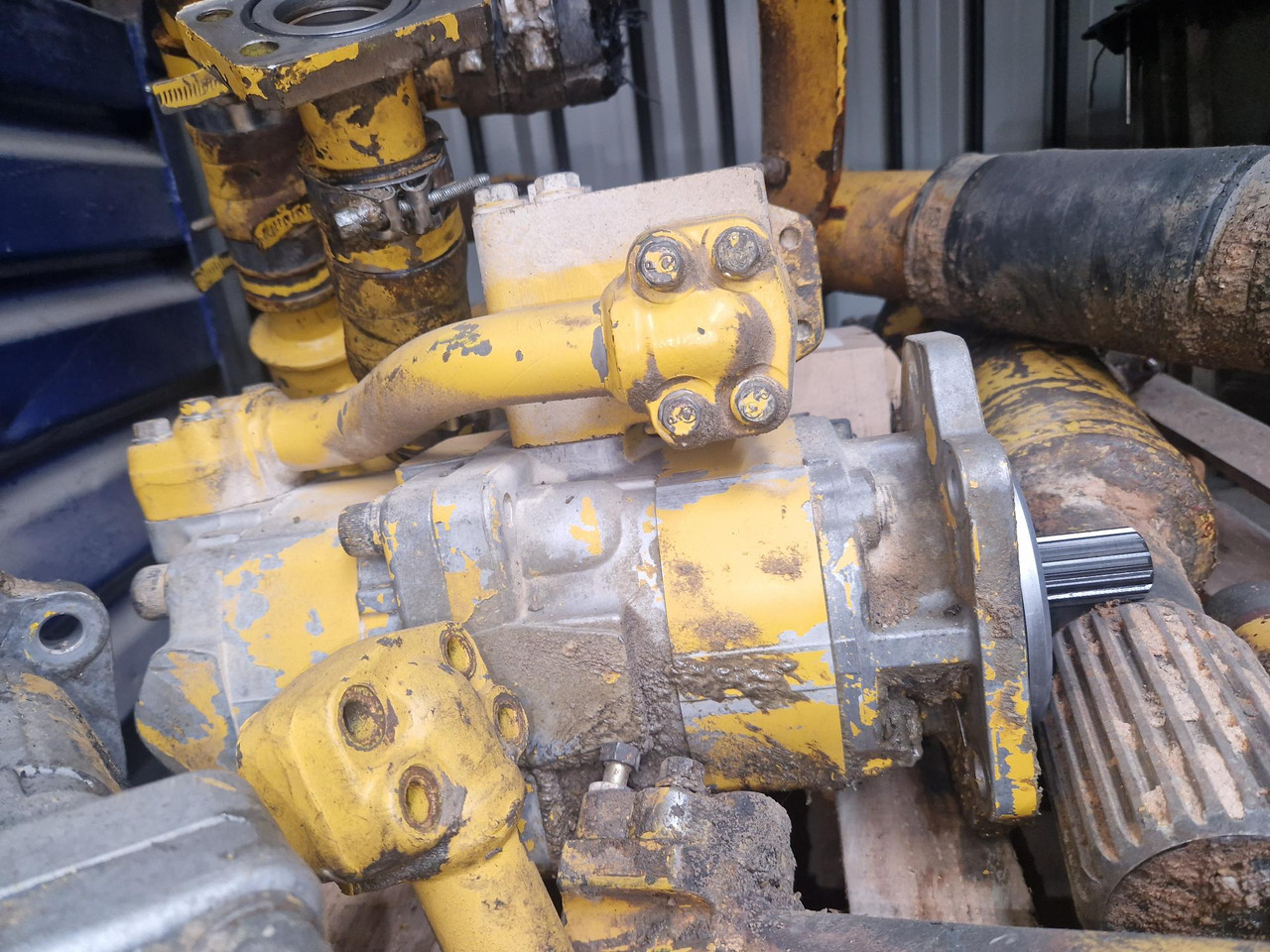 KOMATSU HD 465.3 - Varuosa - Ehitusmasinad: pilt 3 KOMATSU HD 465.3 - Varuosa - Ehitusmasinad: pilt 3