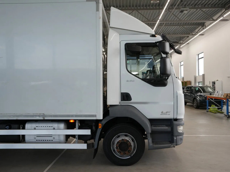 DAF LF 250 FA 12t, Gesloten Bak, Laadklep 1,5t, New Tacho - Kasti veoauto: pilt 4 DAF LF 250 FA 12t, Gesloten Bak, Laadklep 1,5t, New Tacho - Kasti veoauto: pilt 4