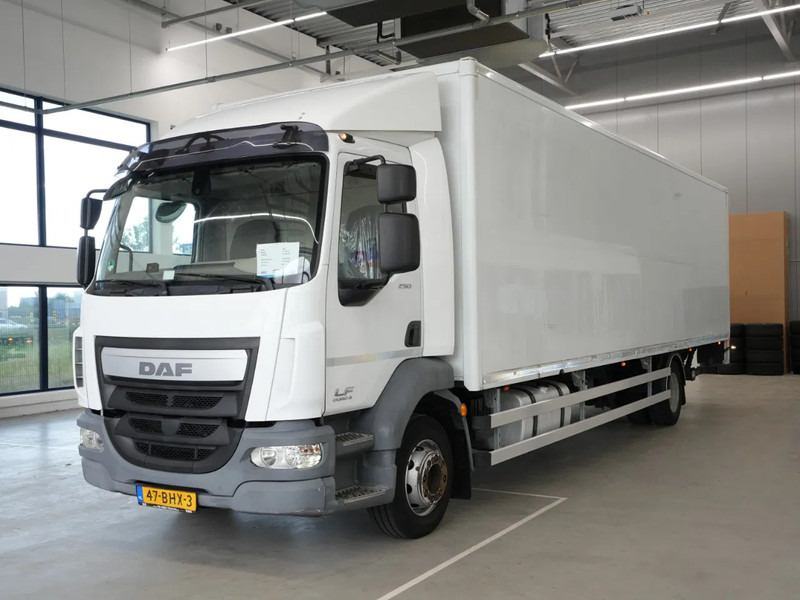 DAF LF 250 FA 12t, Gesloten Bak, Laadklep 1,5t, New Tacho - Kasti veoauto: pilt 1 DAF LF 250 FA 12t, Gesloten Bak, Laadklep 1,5t, New Tacho - Kasti veoauto: pilt 1