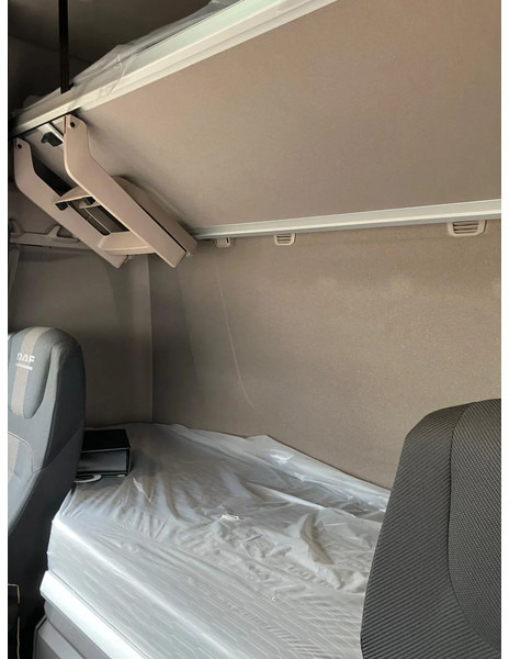 Uus Kabiinišassiiga veoauto DAF XF 480 FAX CHASSIS SLEEPER HIGH CAB PTO ADR, KLASSEN AT+FL+EX2/3*, - NEW: pilt 18 Uus Kabiinišassiiga veoauto DAF XF 480 FAX CHASSIS SLEEPER HIGH CAB PTO ADR, KLASSEN AT+FL+EX2/3*, - NEW: pilt 18