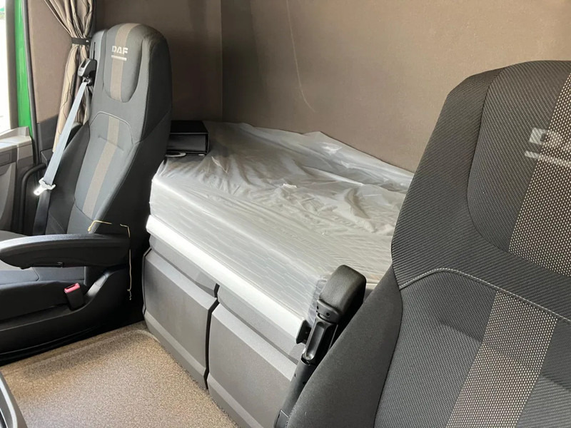 Uus Kabiinišassiiga veoauto DAF XF 480 FAX CHASSIS SLEEPER HIGH CAB PTO ADR, KLASSEN AT+FL+EX2/3*, - NEW: pilt 19 Uus Kabiinišassiiga veoauto DAF XF 480 FAX CHASSIS SLEEPER HIGH CAB PTO ADR, KLASSEN AT+FL+EX2/3*, - NEW: pilt 19