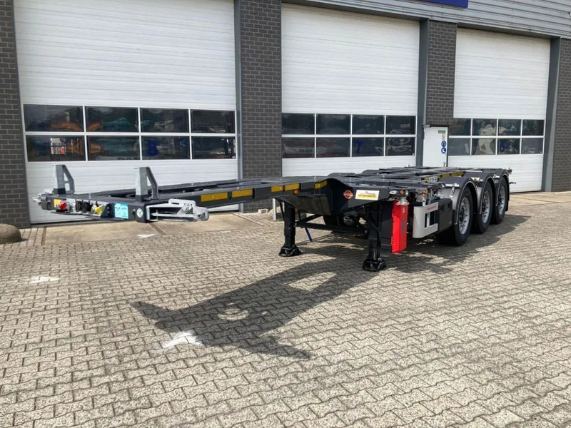 Kässbohrer SHG AVMH / 45 - 12 / 27 - Multi uitschuifbaar chassis -> 20"/30"/40"/45" - Konteinerveduk/ Tõstukiga poolhaagis: pilt 5 Kässbohrer SHG AVMH / 45 - 12 / 27 - Multi uitschuifbaar chassis -> 20"/30"/40"/45" - Konteinerveduk/ Tõstukiga poolhaagis: pilt 5