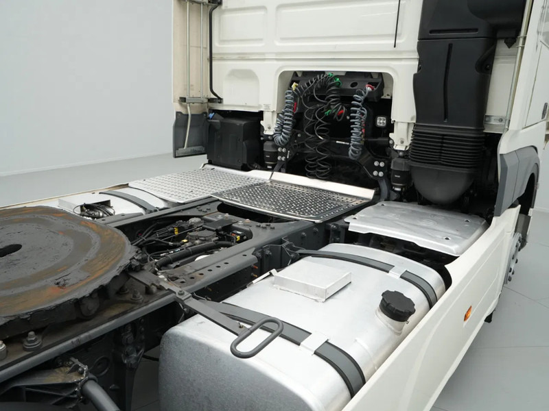 Sadulveok DAF XF 480 FT Super Space Cab, PTO Prep: pilt 9 Sadulveok DAF XF 480 FT Super Space Cab, PTO Prep: pilt 9