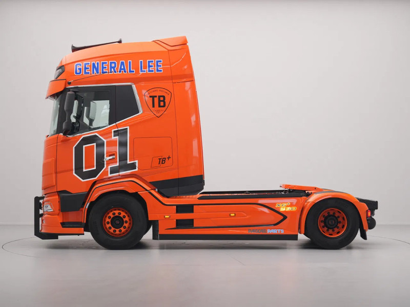 DAF XG+ 530 FT SHOWTRUCK FULL AIR PTO PREP SPEAKERS B3 ALARM ''GENERAL LEE'' - Sadulveok: pilt 3 DAF XG+ 530 FT SHOWTRUCK FULL AIR PTO PREP SPEAKERS B3 ALARM ''GENERAL LEE'' - Sadulveok: pilt 3