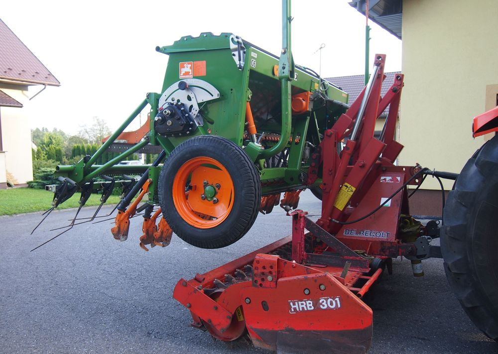 Agregat uprawowo-siewny Amazone HRB 301 I D9-30 2005 Agregat uprawowo siewny KUHN AMAZONE szerokość robocza 3m - Kombain-külvimasin: pilt 4 Agregat uprawowo-siewny Amazone HRB 301 I D9-30 2005 Agregat uprawowo siewny KUHN AMAZONE szerokość robocza 3m - Kombain-külvimasin: pilt 4