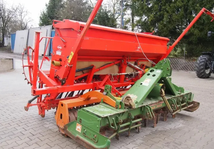 Agregat uprawowo-siewny Kuhn KE303 i INTEGRA 3000 2009 Agrebat uprawowo siewny, brona aktywna AMAZONE i KUHN - Kombain-külvimasin: pilt 1 Agregat uprawowo-siewny Kuhn KE303 i INTEGRA 3000 2009 Agrebat uprawowo siewny, brona aktywna AMAZONE i KUHN - Kombain-külvimasin: pilt 1