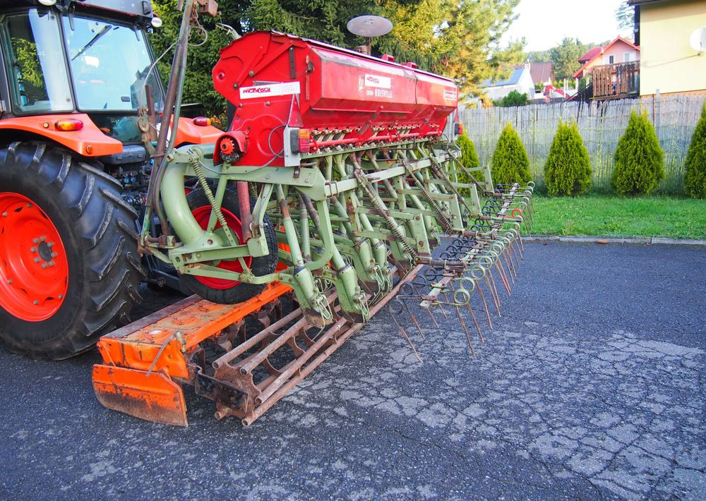 Agregat uprawowo-siewny Maschio 300 1998 Agregat uprawowo-siewny Maschio Nodet - Kombain-külvimasin: pilt 1 Agregat uprawowo-siewny Maschio 300 1998 Agregat uprawowo-siewny Maschio Nodet - Kombain-külvimasin: pilt 1