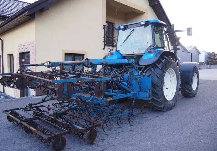 Agregat uprawowy Rabe Werk szerokość robocza 4,7m - Maaharimisseadmed: pilt 2 Agregat uprawowy Rabe Werk szerokość robocza 4,7m - Maaharimisseadmed: pilt 2