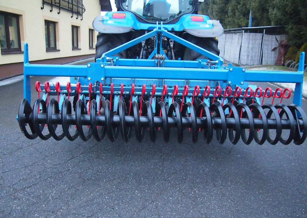 Brona talerzowa Rabe Werk RABE WERK Fielo biro 3000 2006 Brona talerzowa RABE - Ketasäke: pilt 2 Brona talerzowa Rabe Werk RABE WERK Fielo biro 3000 2006 Brona talerzowa RABE - Ketasäke: pilt 2