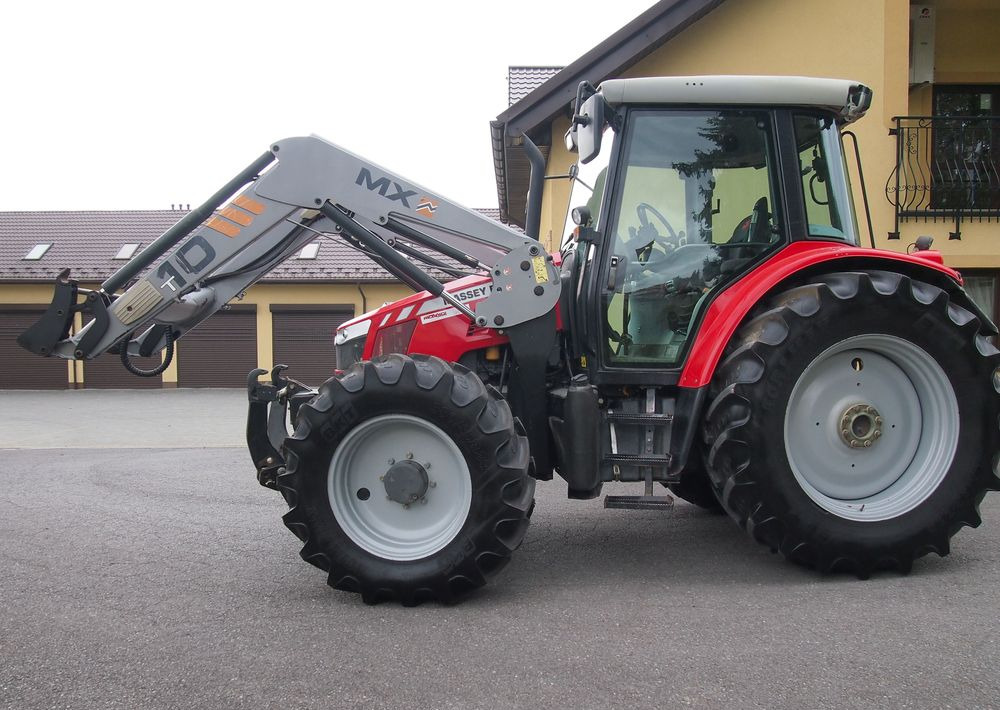 Ciągnik Massey Ferguson MF 6455 Dyna6 2013 Ciągnik rolniczy Massey Ferguson z Ładowaczem i TUZ-em - Traktor: pilt 3 Ciągnik Massey Ferguson MF 6455 Dyna6 2013 Ciągnik rolniczy Massey Ferguson z Ładowaczem i TUZ-em - Traktor: pilt 3