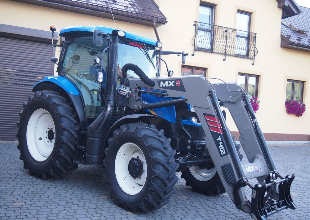 Ciągnik New Holland NH T6.140 2016 New Holland z Ładowaczem czołowym TUR - Traktor: pilt 1 Ciągnik New Holland NH T6.140 2016 New Holland z Ładowaczem czołowym TUR - Traktor: pilt 1