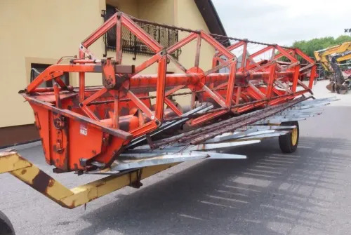 Heder do kombajnu Deutz-Fahr 1600,1610,1620,1630, 2680,2780, 2385,2685,2780, - Kombaini päis: pilt 1 Heder do kombajnu Deutz-Fahr 1600,1610,1620,1630, 2680,2780, 2385,2685,2780, - Kombaini päis: pilt 1