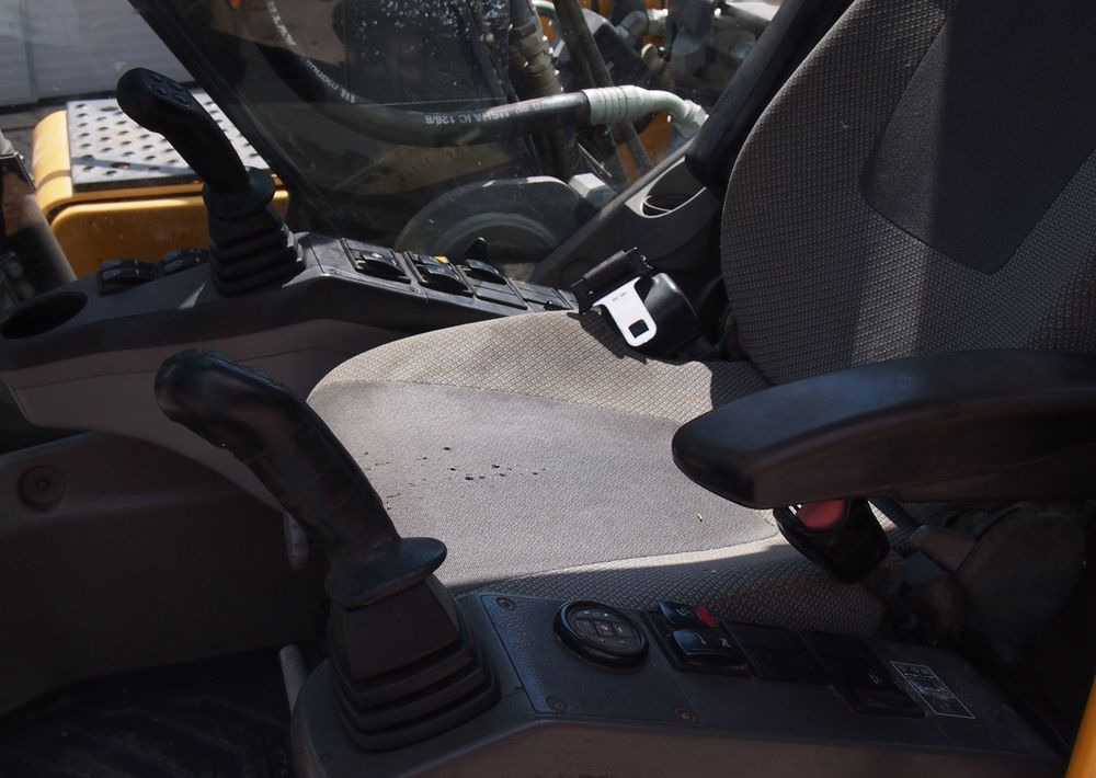 Koparka gąsienicowa Volvo EC180CL 2008 KOPARKA VOLVO - Lintekskavaator: pilt 4 Koparka gąsienicowa Volvo EC180CL 2008 KOPARKA VOLVO - Lintekskavaator: pilt 4