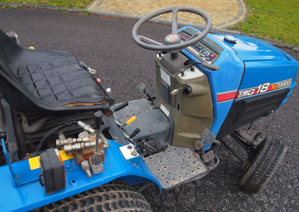 Kosiarka traktorek Iseki TMG T18 1995 hydro Diesel - Muruniiduk: pilt 2 Kosiarka traktorek Iseki TMG T18 1995 hydro Diesel - Muruniiduk: pilt 2