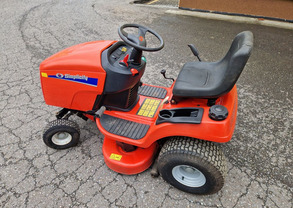 Kosiarka traktorek Simplicity Regent 18,5 Kosiarka Simplicity - Muruniiduk: pilt 3 Kosiarka traktorek Simplicity Regent 18,5 Kosiarka Simplicity - Muruniiduk: pilt 3