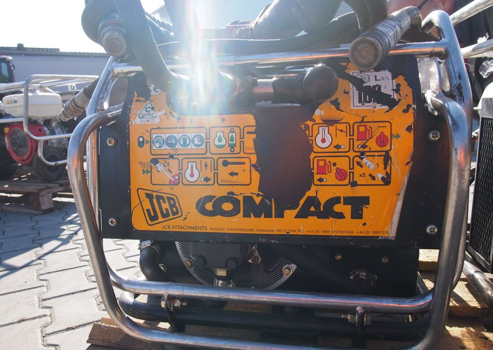 Młot hydraulczny wyburzeniowy JCB COMPACT 2010 Agregat hydrauliczny do młota wyburzeniowego JCB - Ehitusseade: pilt 3 Młot hydraulczny wyburzeniowy JCB COMPACT 2010 Agregat hydrauliczny do młota wyburzeniowego JCB - Ehitusseade: pilt 3