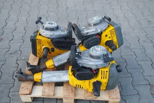 Młot wyburzeniowy Wacker BH23 2010 spalinowy - Ehitusseade: pilt 1 Młot wyburzeniowy Wacker BH23 2010 spalinowy - Ehitusseade: pilt 1