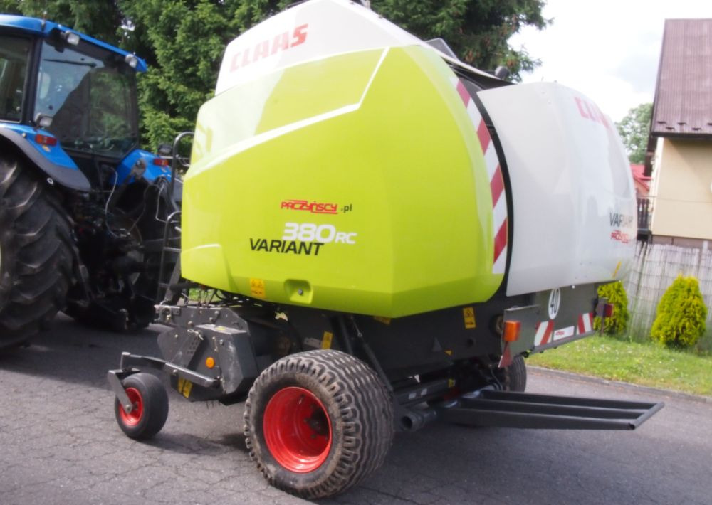 Prasa Claas VARIANT 380 RC 2014 Prasa rolująca z nożami i opuszczana podłoga - Heinapress, ümmargune: pilt 2 Prasa Claas VARIANT 380 RC 2014 Prasa rolująca z nożami i opuszczana podłoga - Heinapress, ümmargune: pilt 2