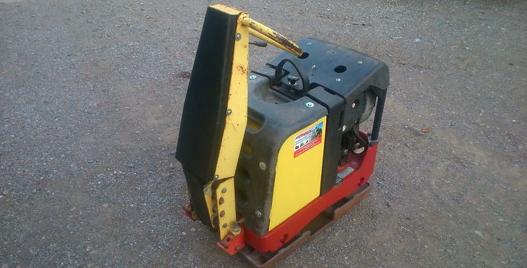 Ubijarka Dynapac LH 300 2006 - Vibraatorplaat: pilt 3 Ubijarka Dynapac LH 300 2006 - Vibraatorplaat: pilt 3