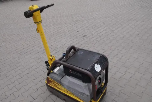 Ubijarka Wacker 4045 2011 - Vibraatorplaat: pilt 1 Ubijarka Wacker 4045 2011 - Vibraatorplaat: pilt 1